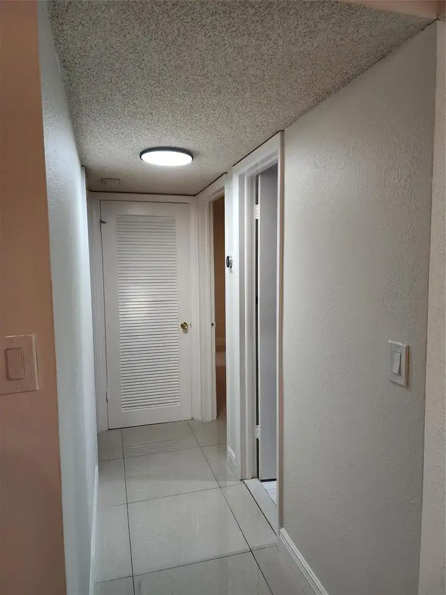 5140 SW 40th Avenue # 26C, Dania Beach FL 33314 photo 5