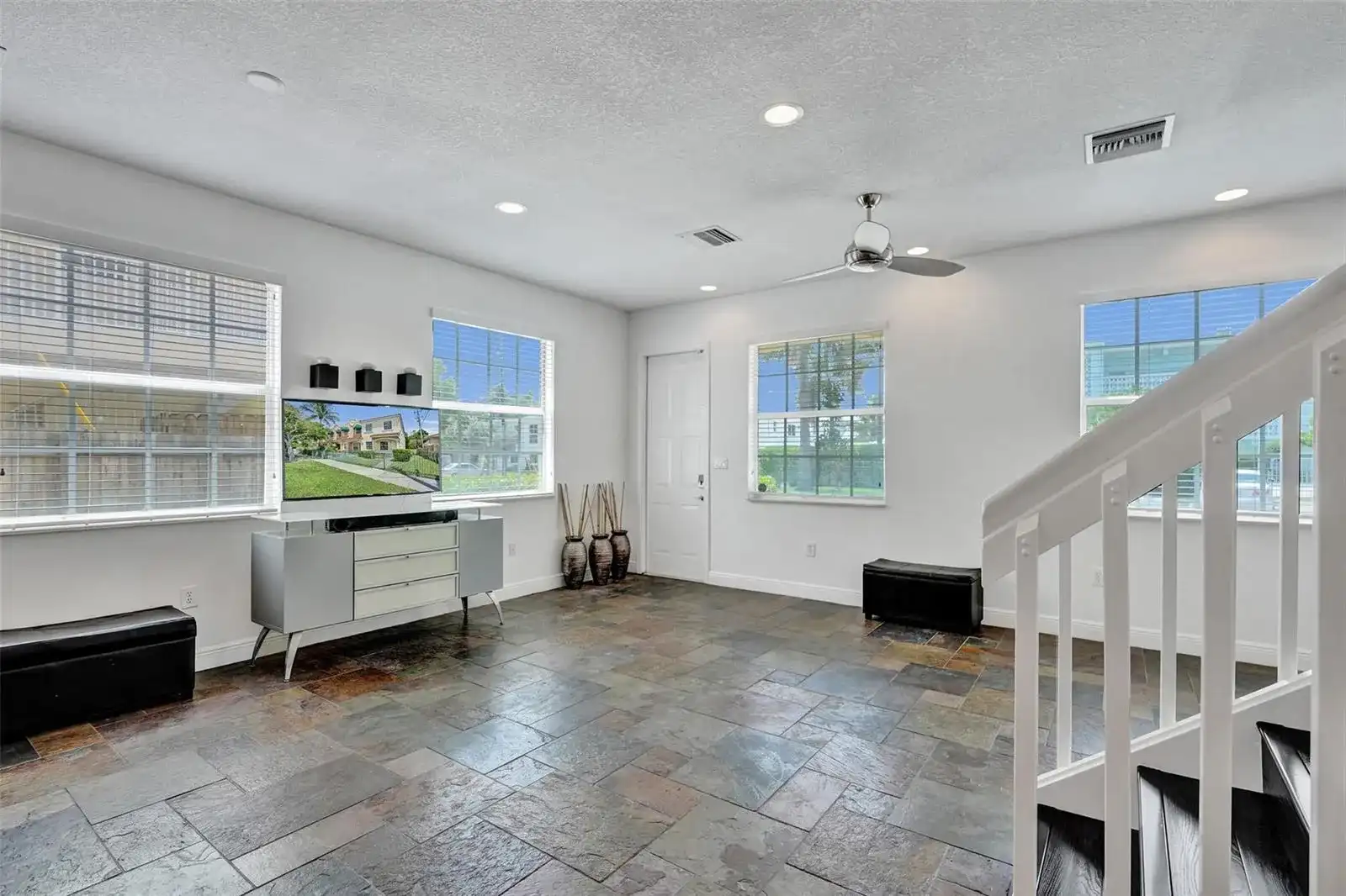 816 S Riverside Drive # 816, Pompano Beach FL 33062