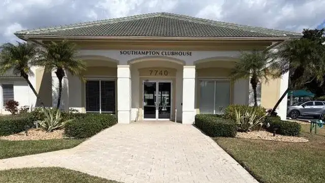 7611 Southampton Terrace # 407, Tamarac FL 33321 photo 3