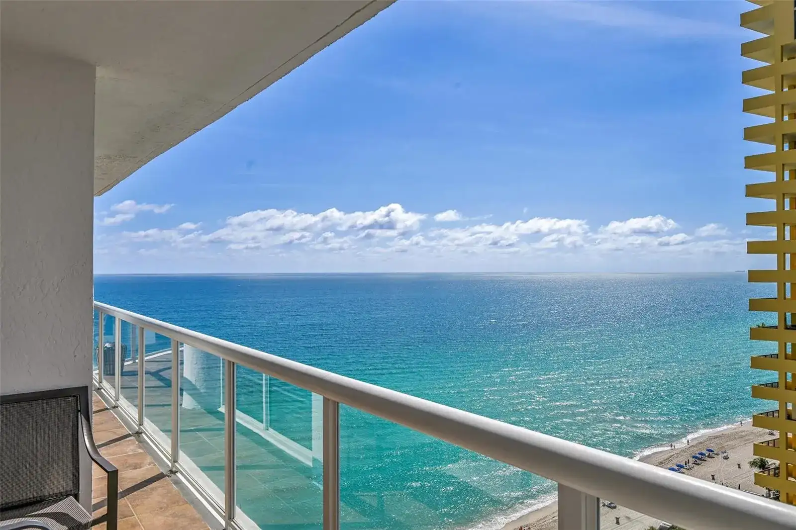 16425 Collins Avenue # 2011, Sunny Isles Beach FL 33160 photo 2