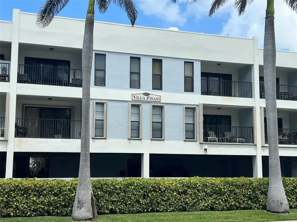 445 SE 21st Avenue # 201, Deerfield Beach FL 33441 photo 3