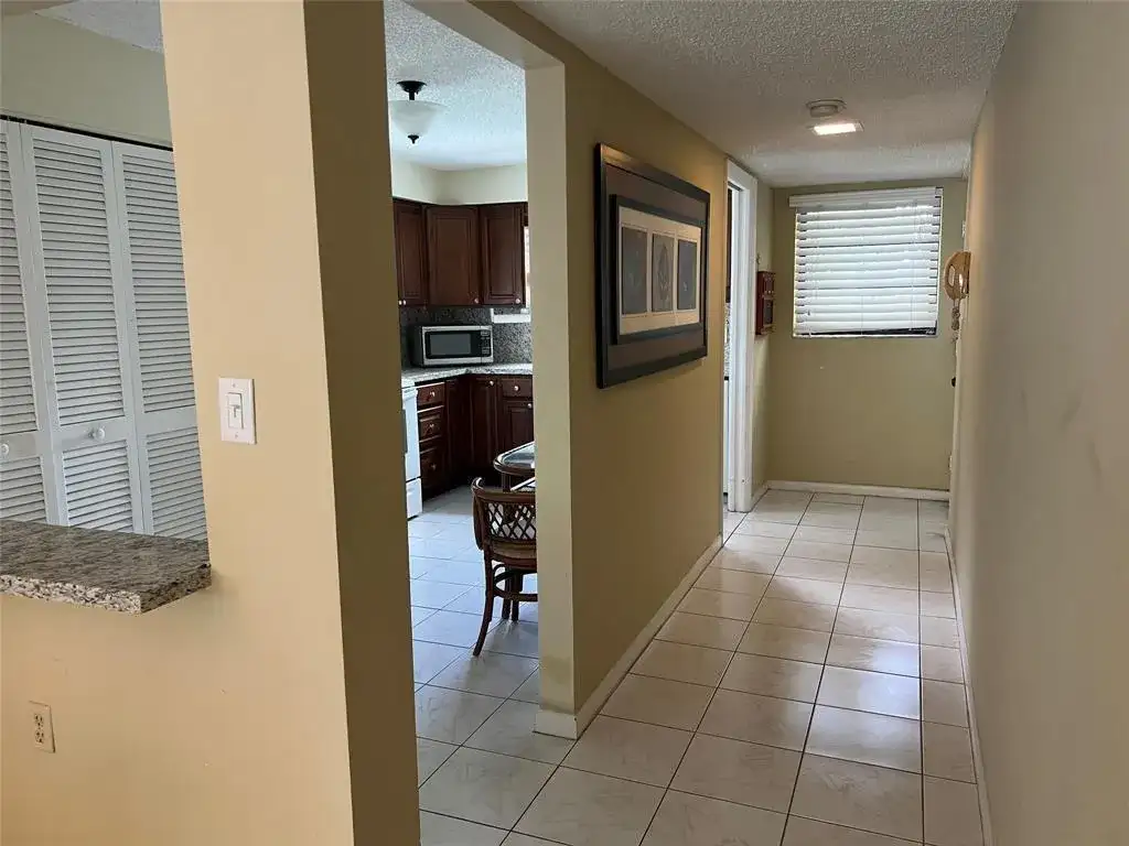 445 SE 21st Avenue # 201, Deerfield Beach FL 33441 photo 4