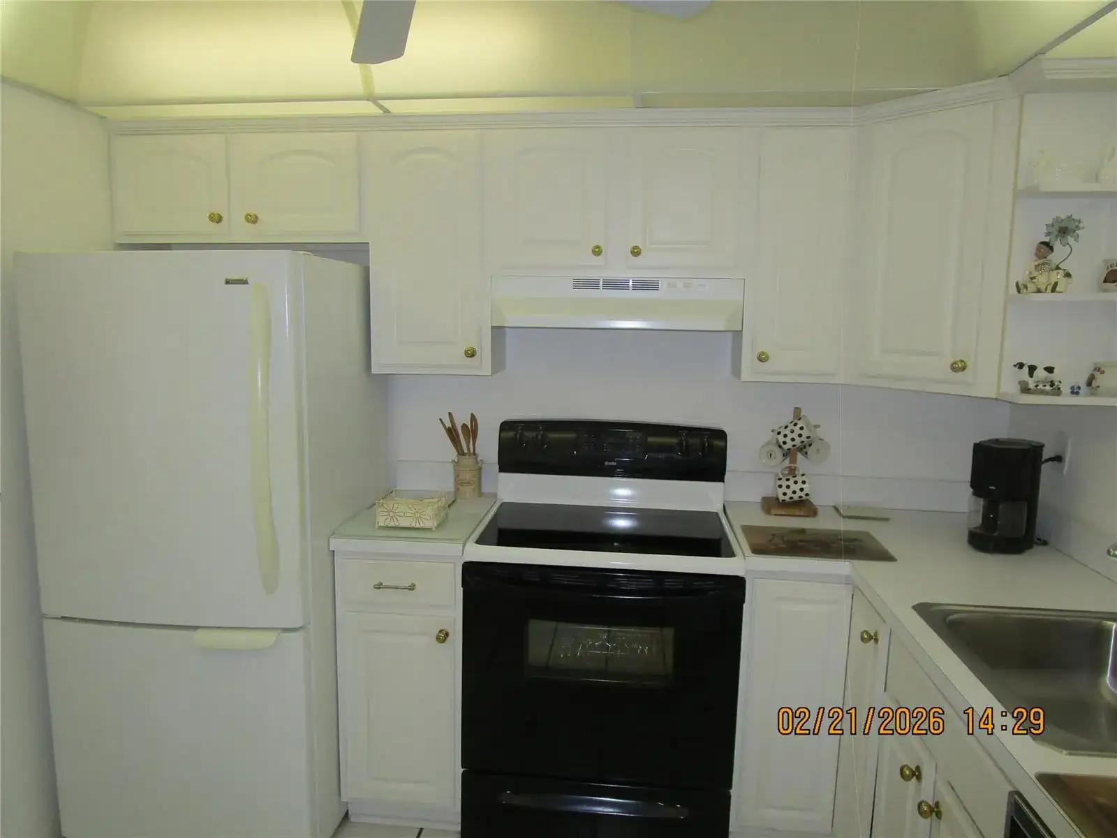 9350 Sunrise Lakes Boulevard # 103, Sunrise FL 33322 photo 2