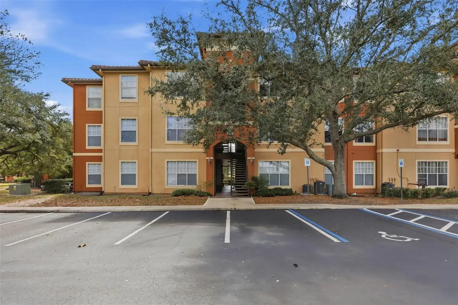 5518 Metrowest Boulevard # 104, Orlando FL 32811