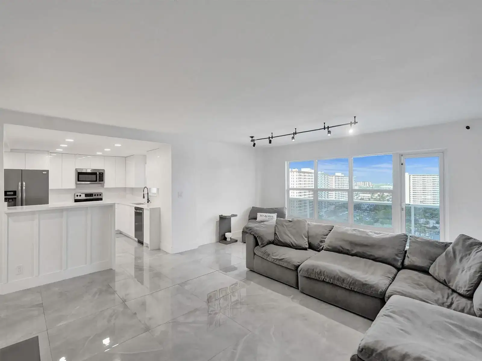 3500 Galt Ocean Drive # 1109, Fort Lauderdale FL 33308 photo 2