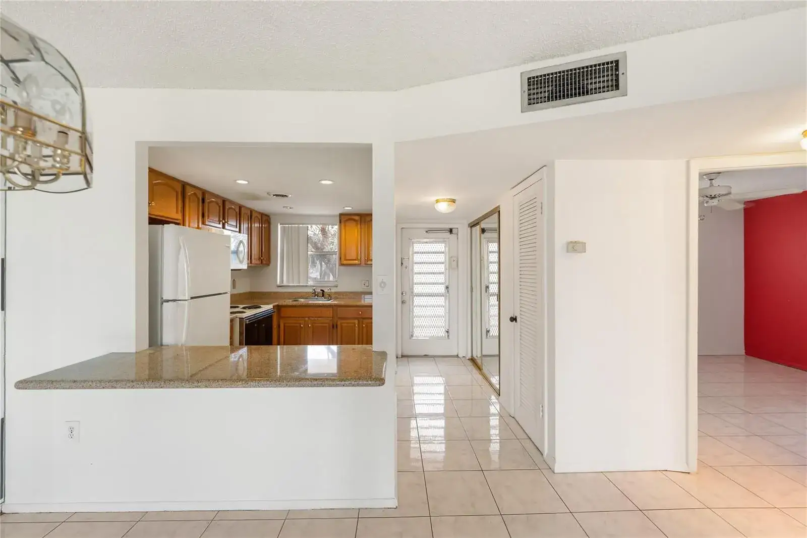 8081 N Sunrise Lakes Drive # 203, Sunrise FL 33322