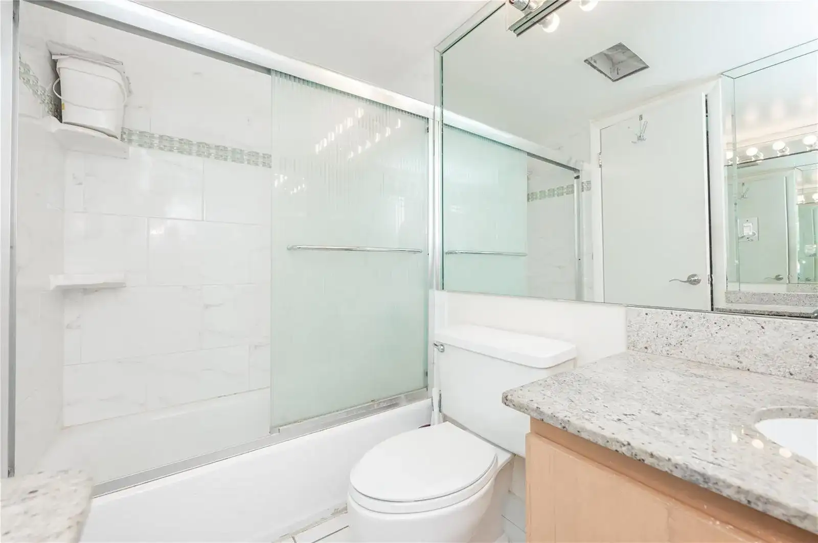 20379 W Country Club Drive # 332, Aventura FL 33180 photo 5