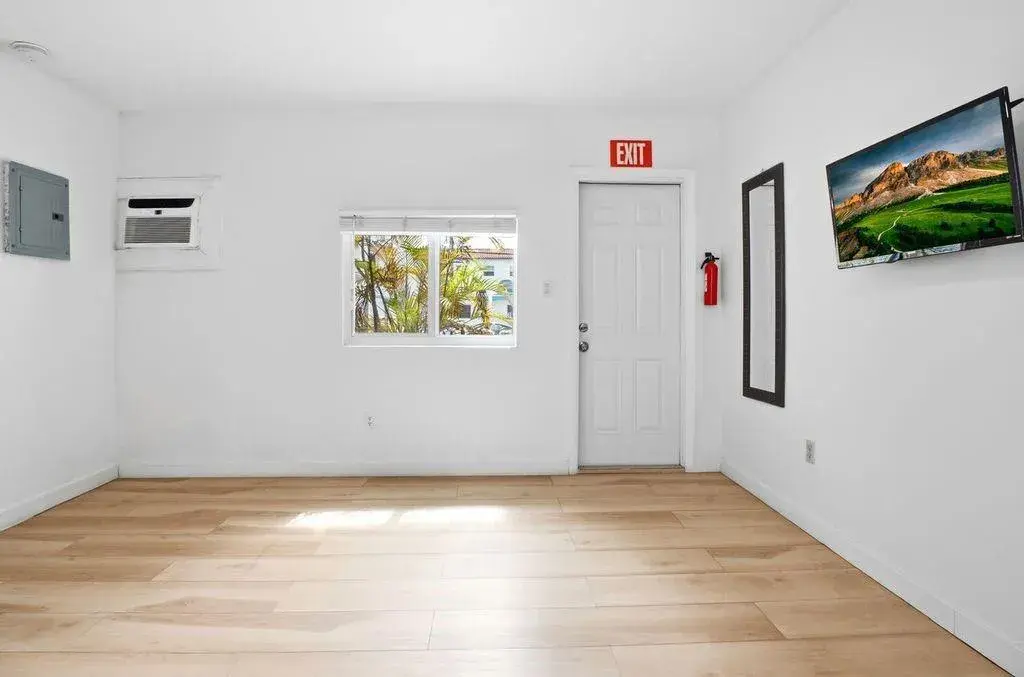 343 Van Buren Street # 5, Hollywood FL 33019