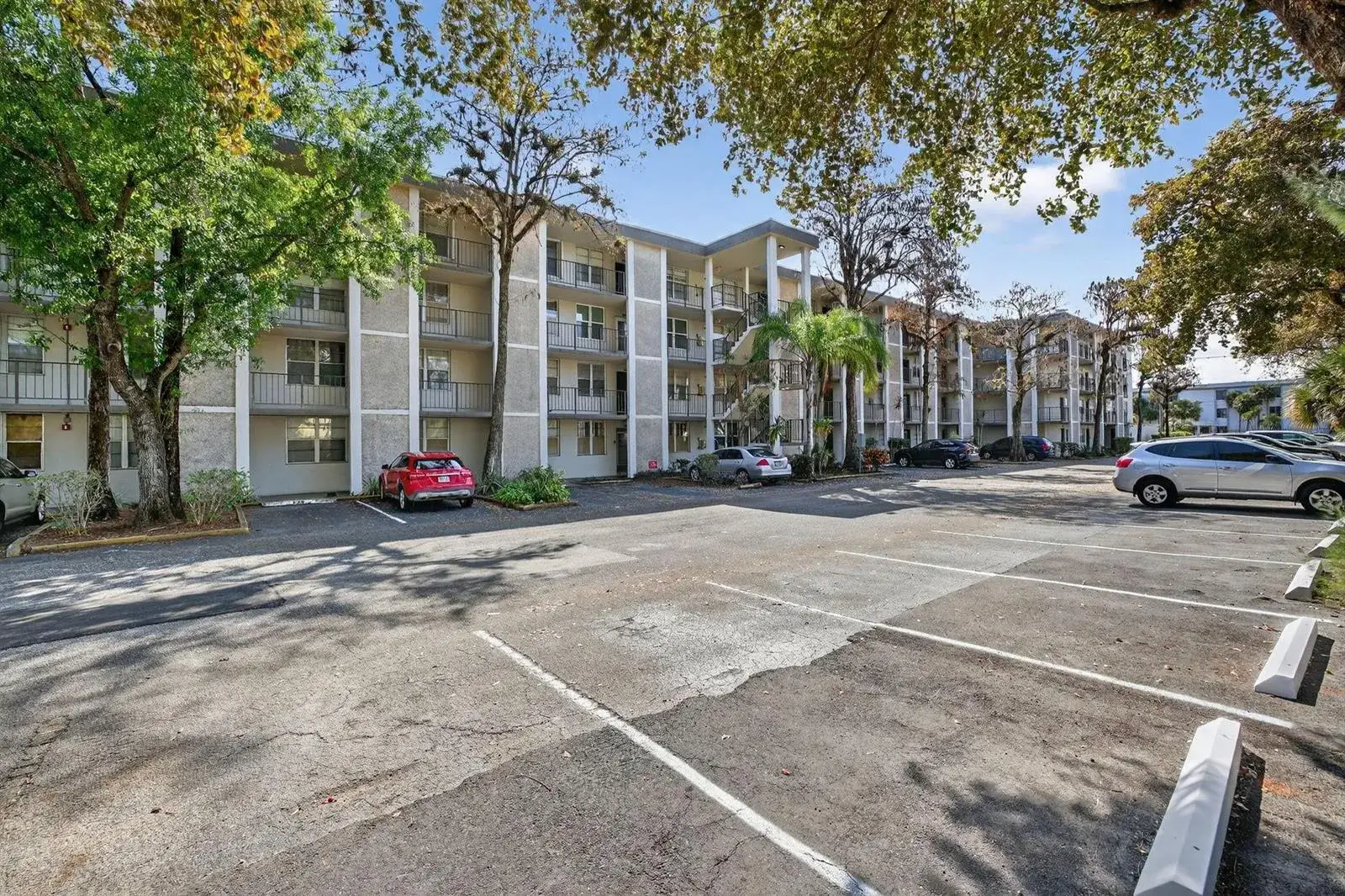 4898 NW 29th Court # 315, Lauderdale Lakes FL 33313