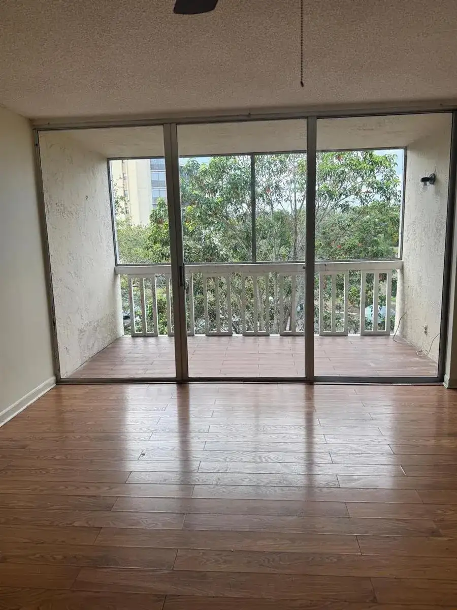 7041 Environ Boulevard # 326, Lauderhill FL 33319 photo 5