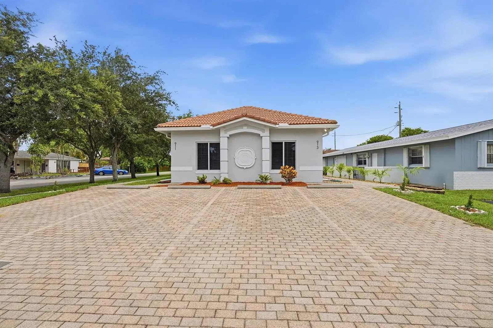 911 NE 12th Avenue, Pompano Beach FL 33060 photo 4