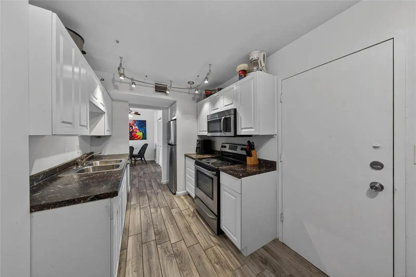 4400 Hillcrest Drive # 704, Hollywood FL 33021 photo 4