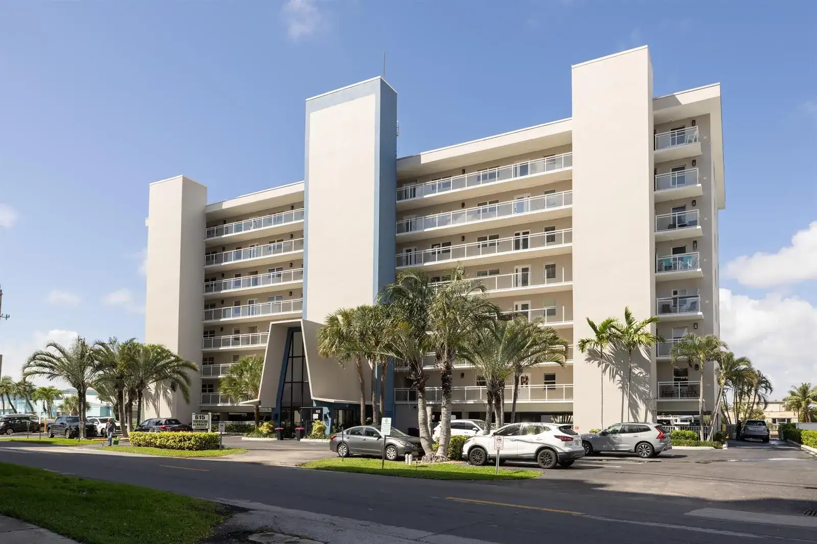 615 N Riverside Drive # 301, Pompano Beach FL 33062 photo 2