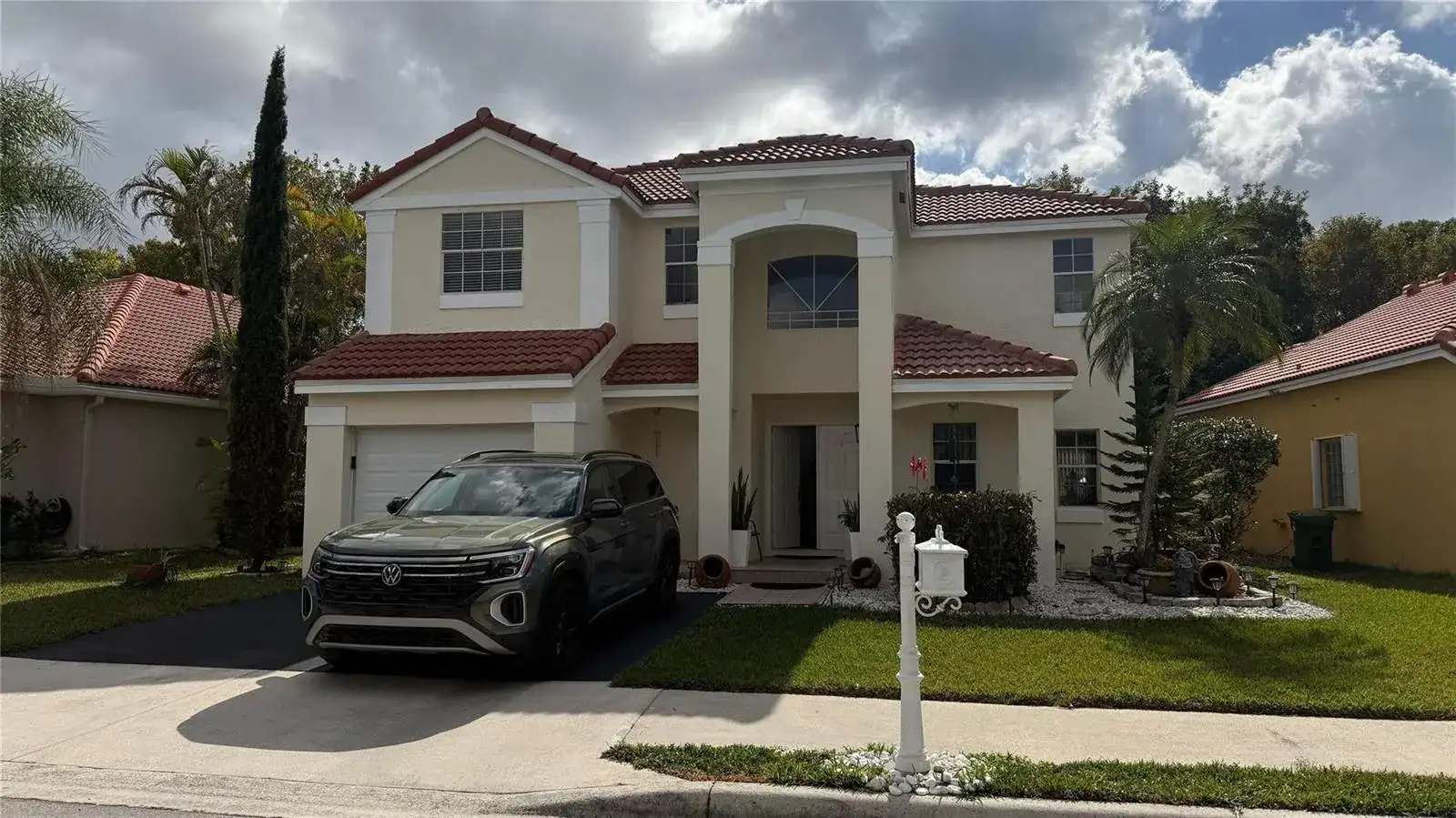 593 Bedford Avenue, Weston FL 33326 photo 2