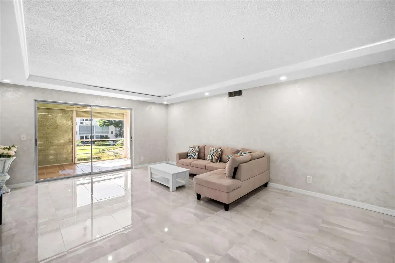 2615 NE 3rd Court # 220, Boynton Beach FL 33435 photo 4