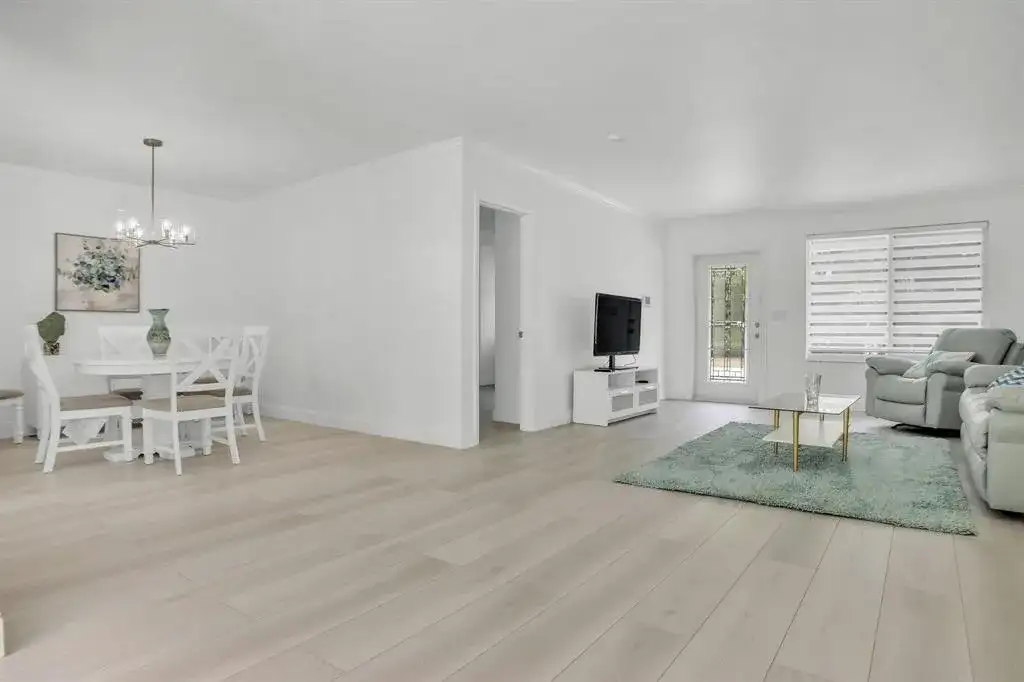 1250 Arthur Street, Hollywood FL 33019 photo 3