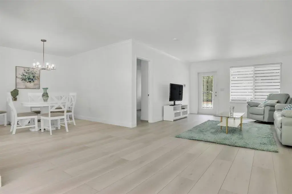 1250 Arthur Street, Hollywood FL 33019