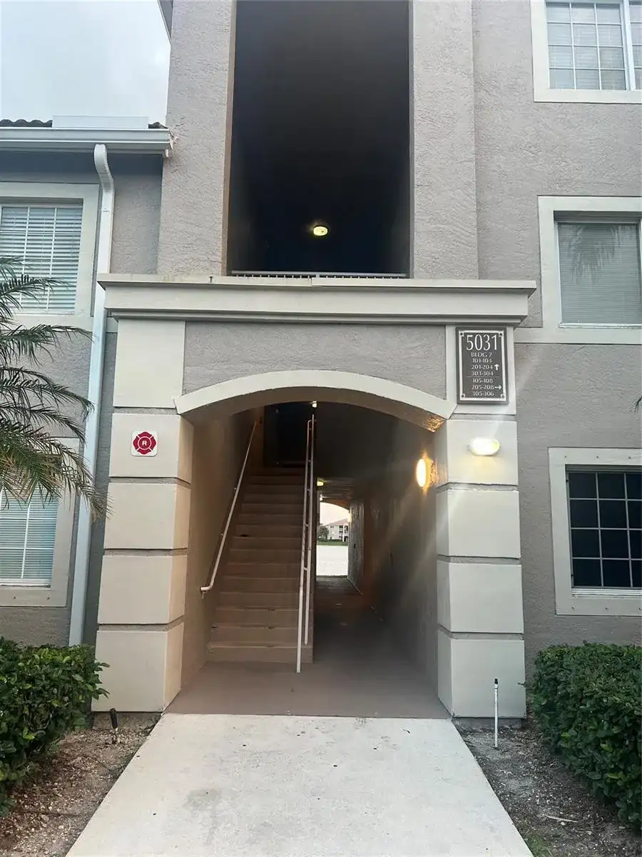 5031 Wiles Road # 202, Coconut Creek FL 33073 photo 2