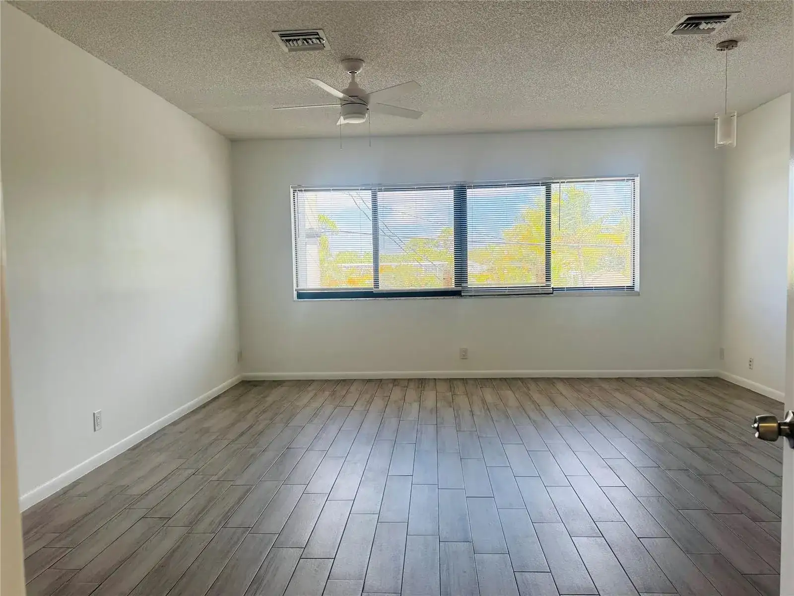 229 E Commercial Boulevard # 2, Lauderdale By The Sea FL 33308 photo 4