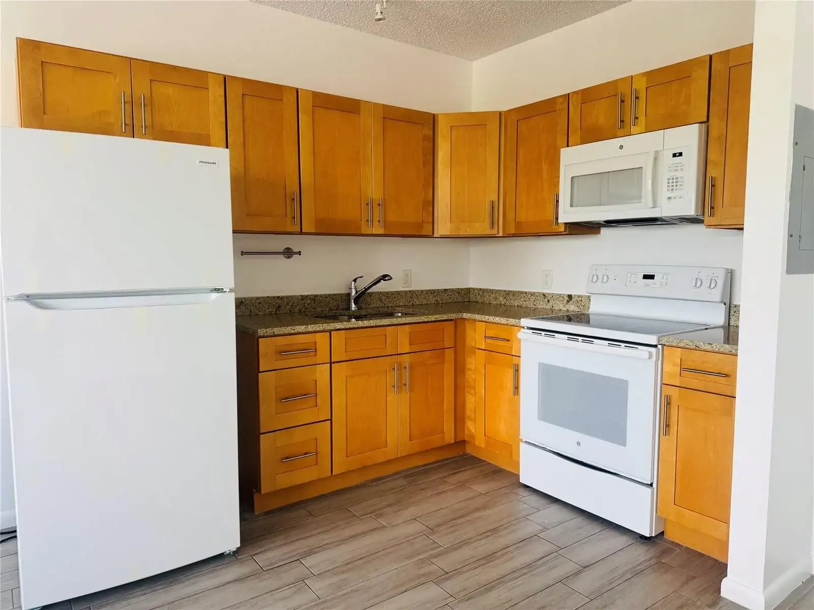 229 E Commercial Boulevard # 2, Lauderdale By The Sea FL 33308 photo 5