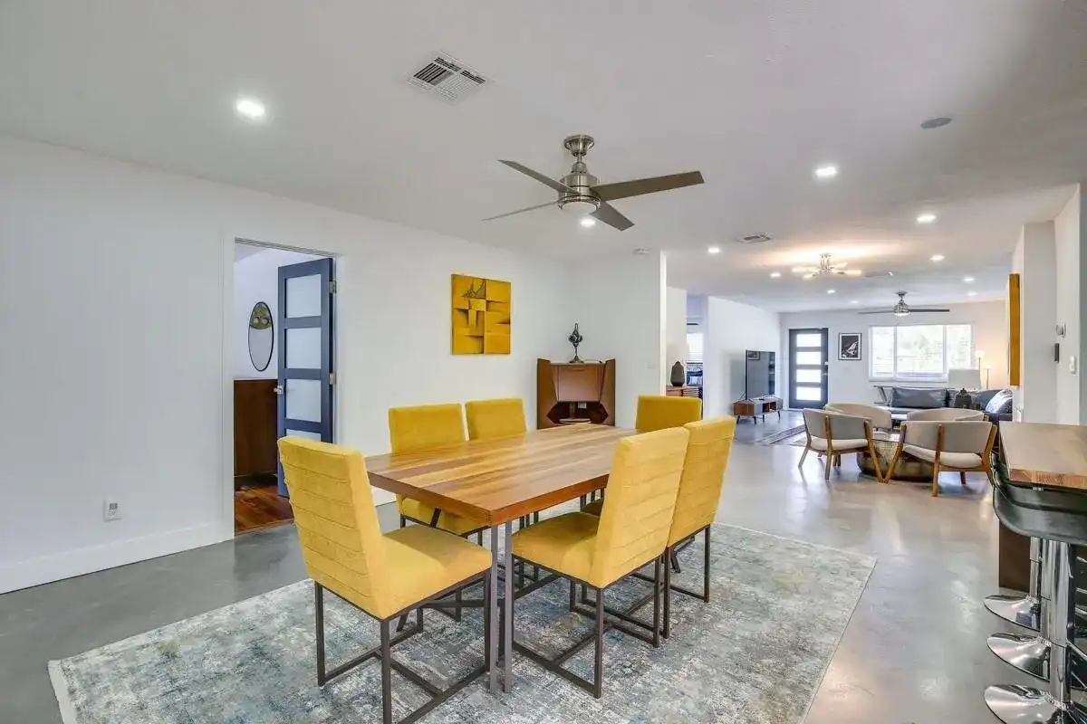 3530 NE 13th Avenue, Oakland Park FL 33334