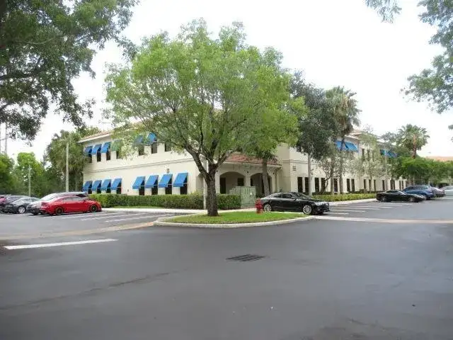 7451 Wiles Road, Coral Springs FL 33067 photo 5