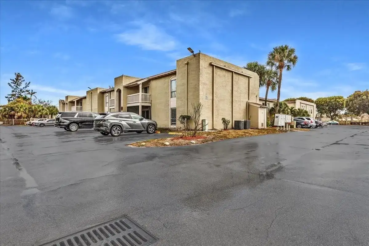 1500 N Congress Avenue # C31, West Palm Beach FL 33401