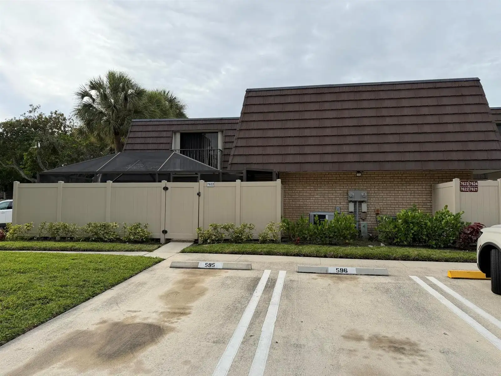 7622 N 76th Way # 200, West Palm Beach FL 33407 photo 2