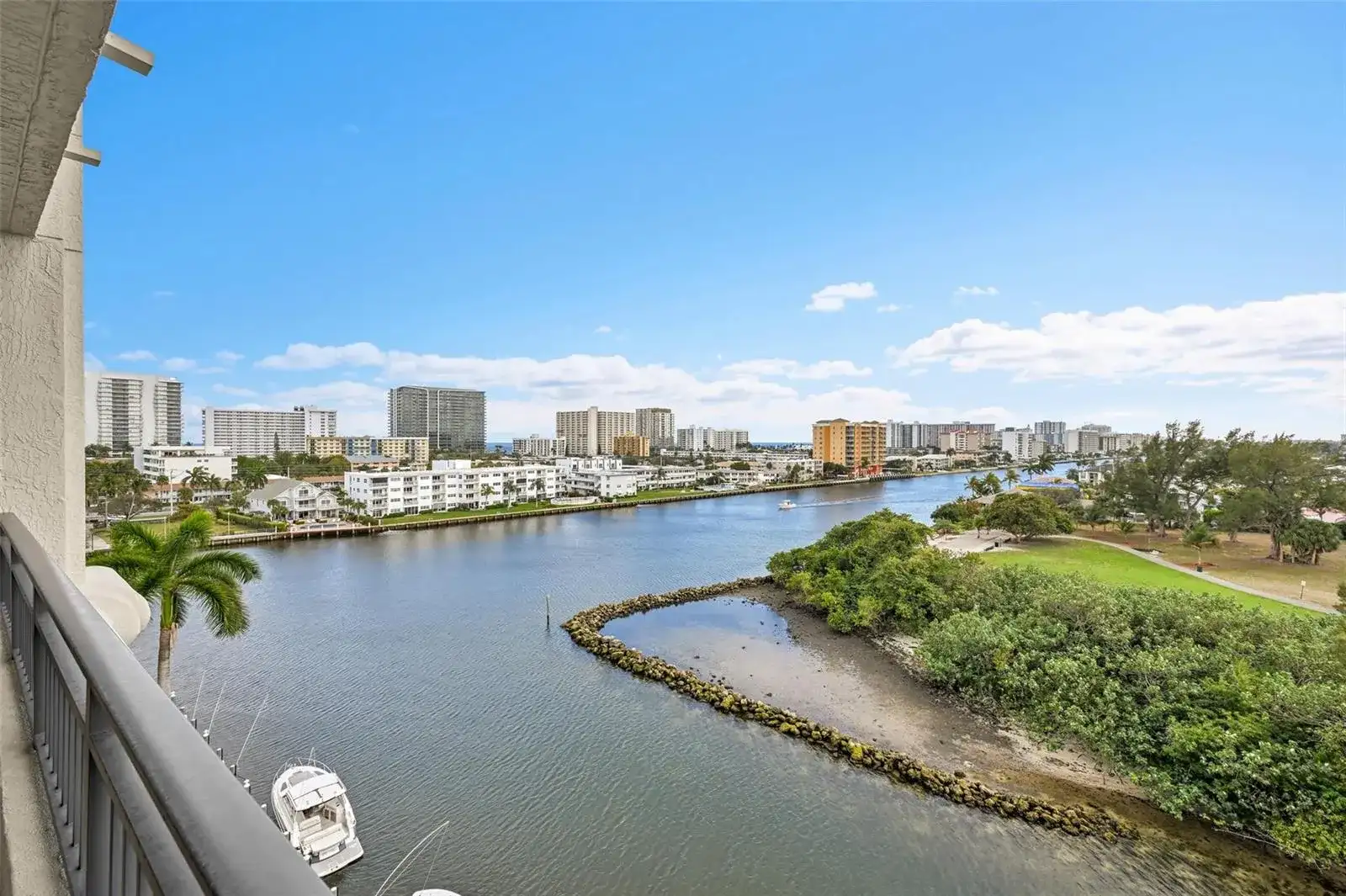 2880 NE 14th Street Causeway # 710, Pompano Beach FL 33062 photo 2