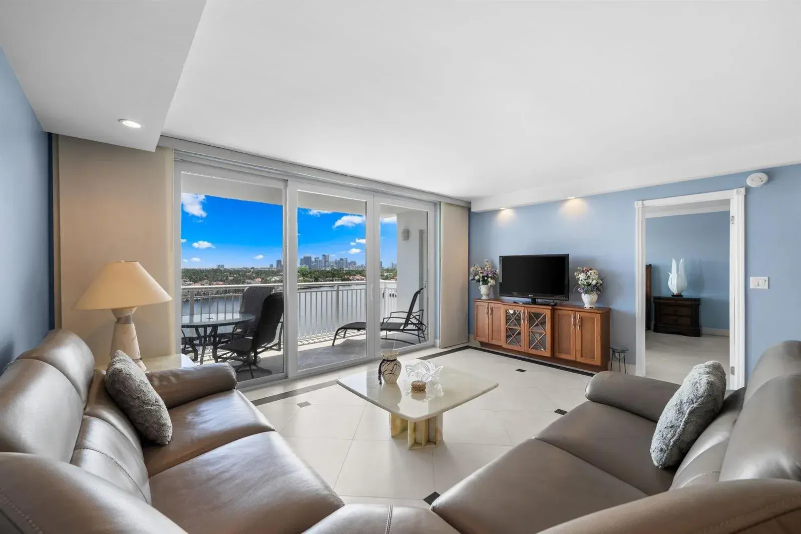 511 Bayshore Drive # 904, Fort Lauderdale FL 33304