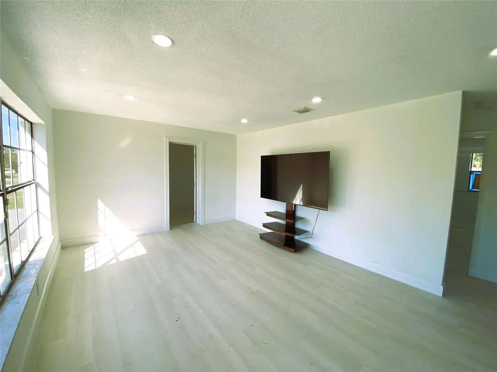 320 NW 4th Avenue # 1, Deerfield Beach FL 33441 photo 4