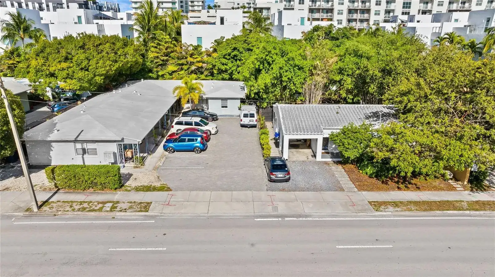 724-746 NE 3rd Avenue, Fort Lauderdale FL 33304 photo 4