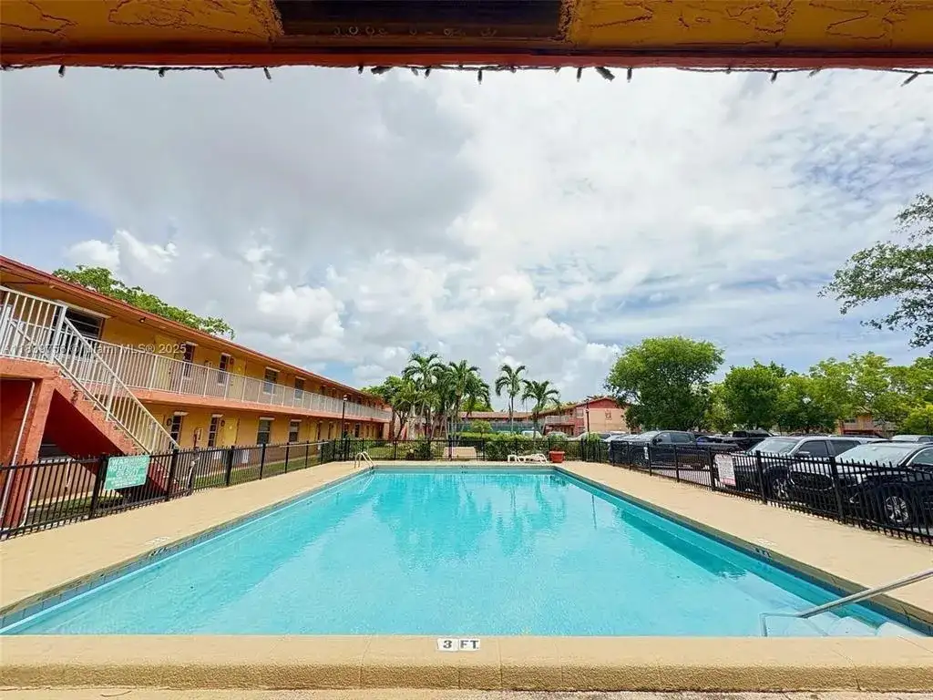 101 NE 41st Street # F101, Oakland Park FL 33334 photo 4