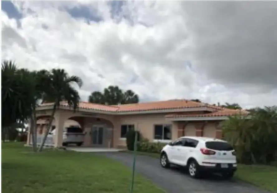 4803 Highland Drive, Tamarac FL 33319 photo 4