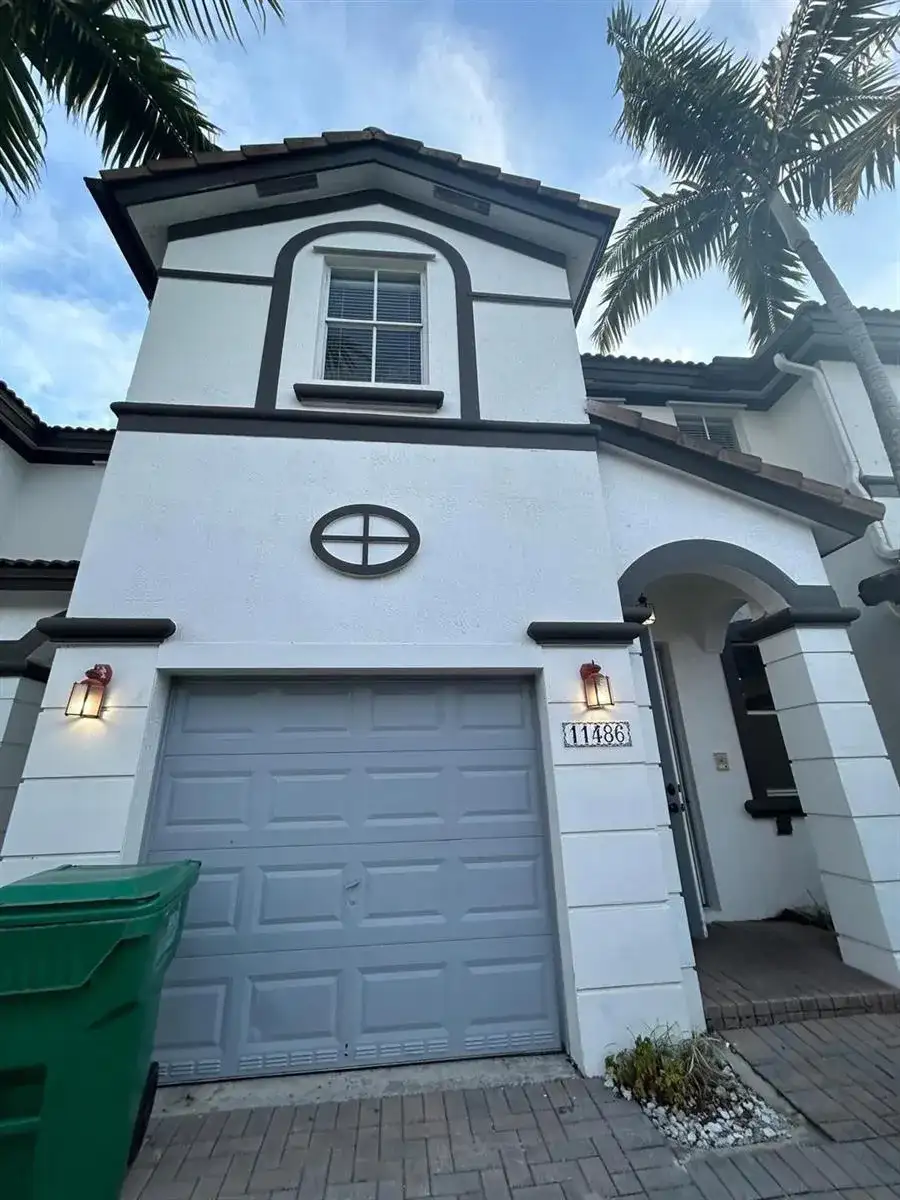 11486 NW 77th Street, Doral FL 33178 photo 2