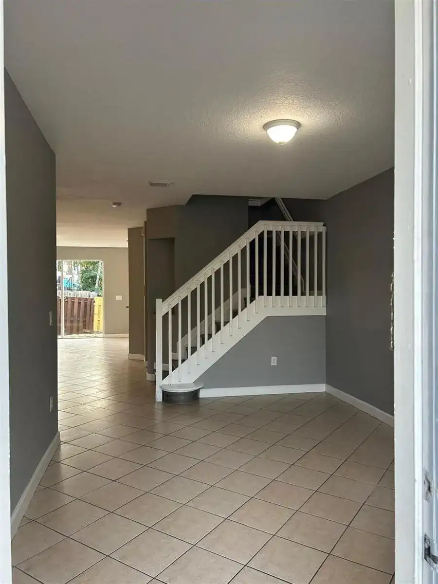 11486 NW 77th Street, Doral FL 33178 photo 4