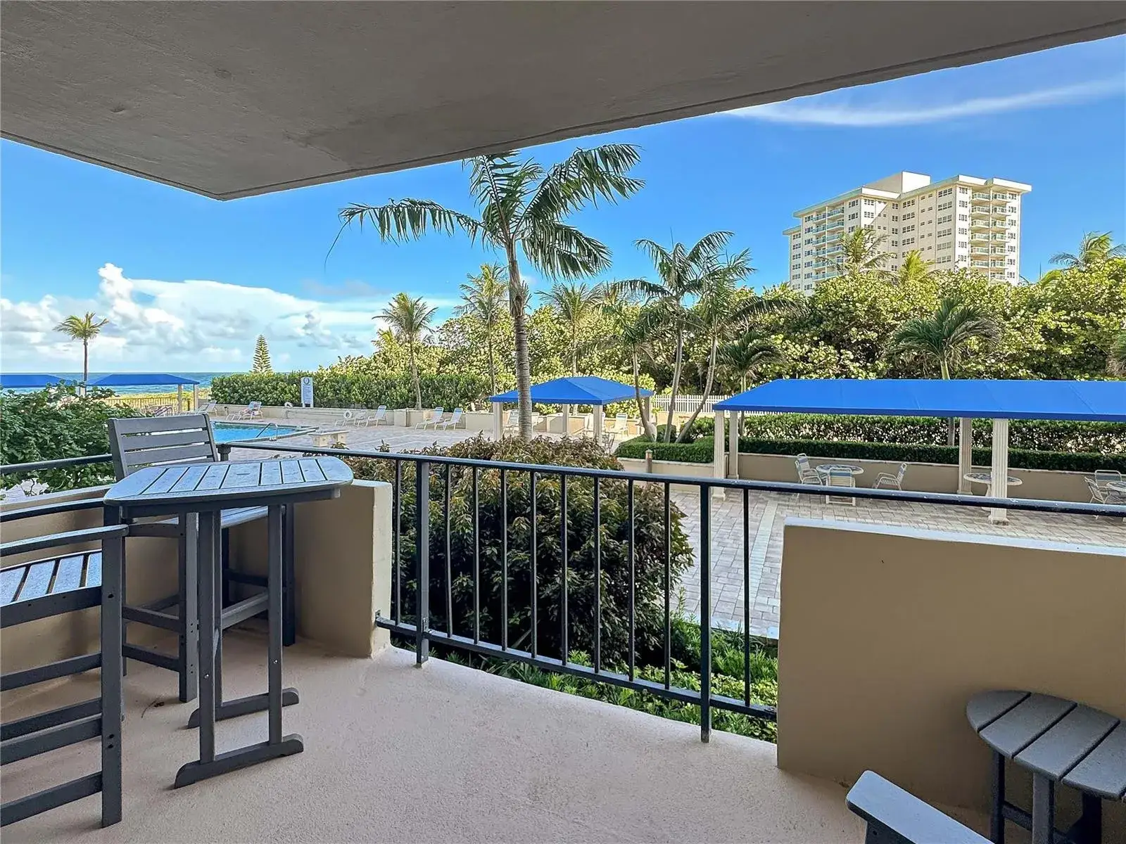 2000 S Ocean Boulevard, Lauderdale By The Sea FL 33062