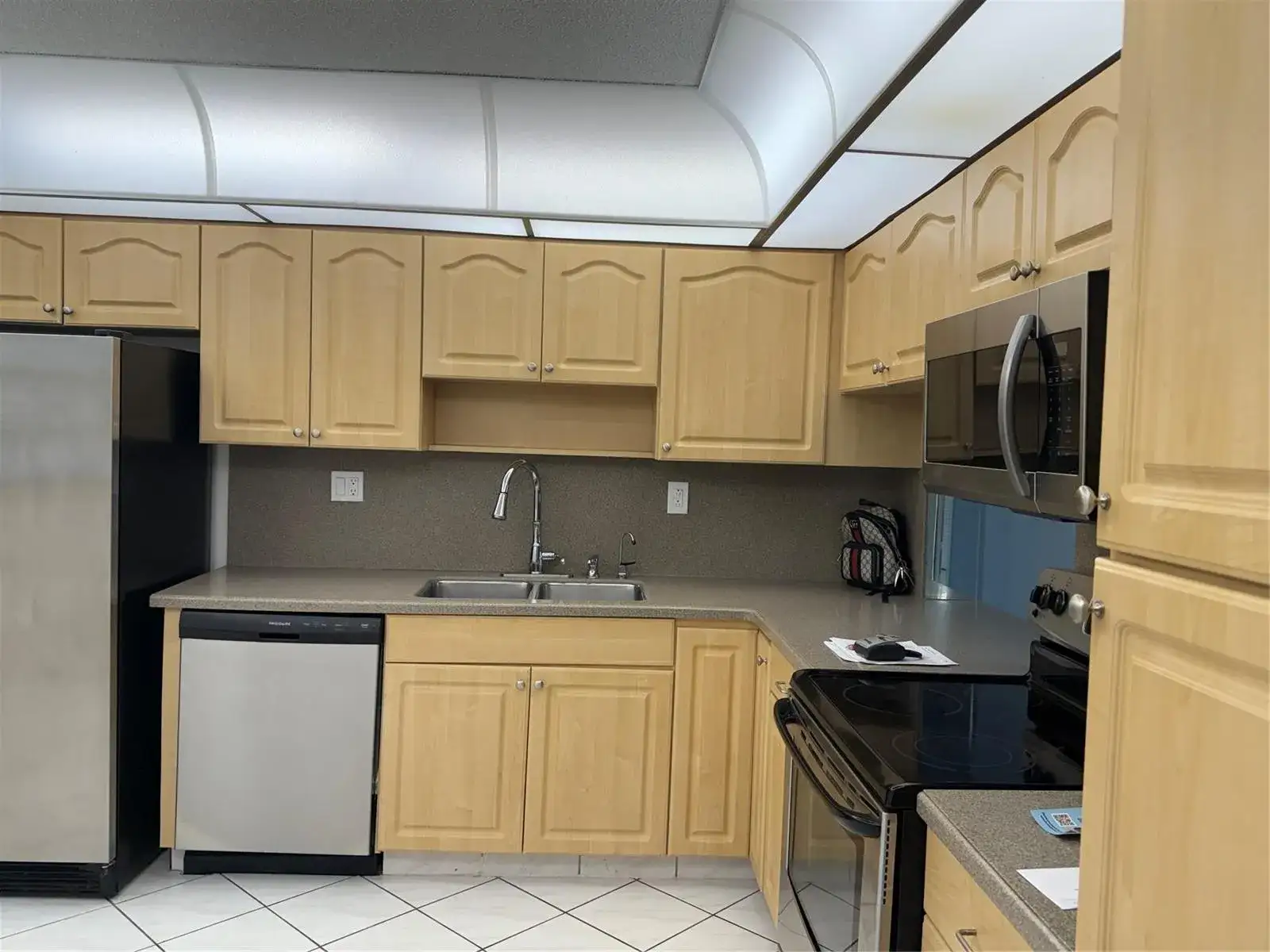 4930 E Sabal Palm Boulevard # 402, Tamarac FL 33319 photo 2