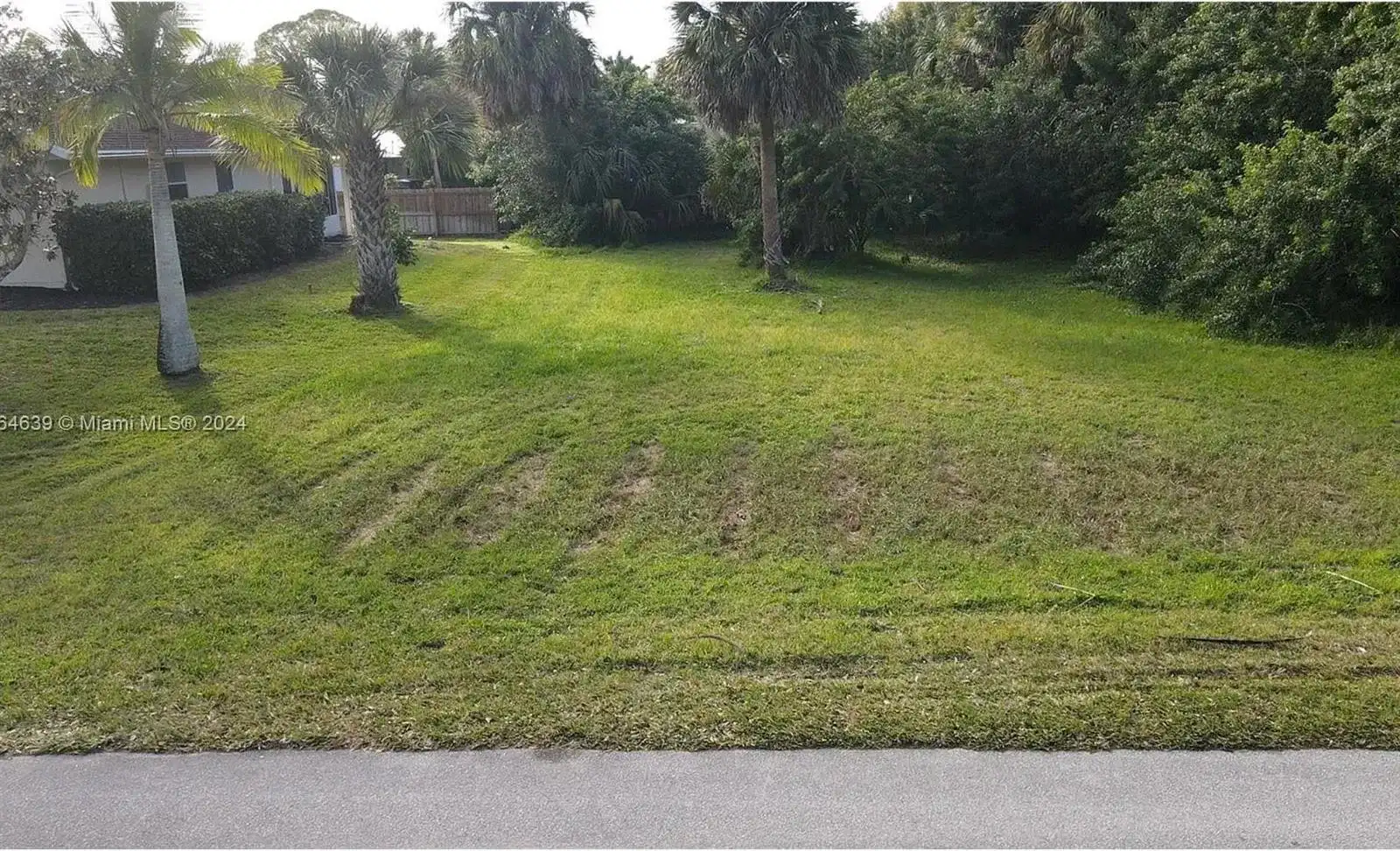 755 38th Court, Vero Beach FL 32968