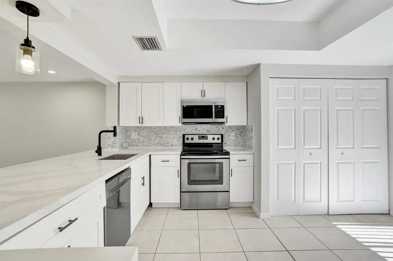 4732 NW 90th Avenue # 4732, Sunrise FL 33351 photo 3