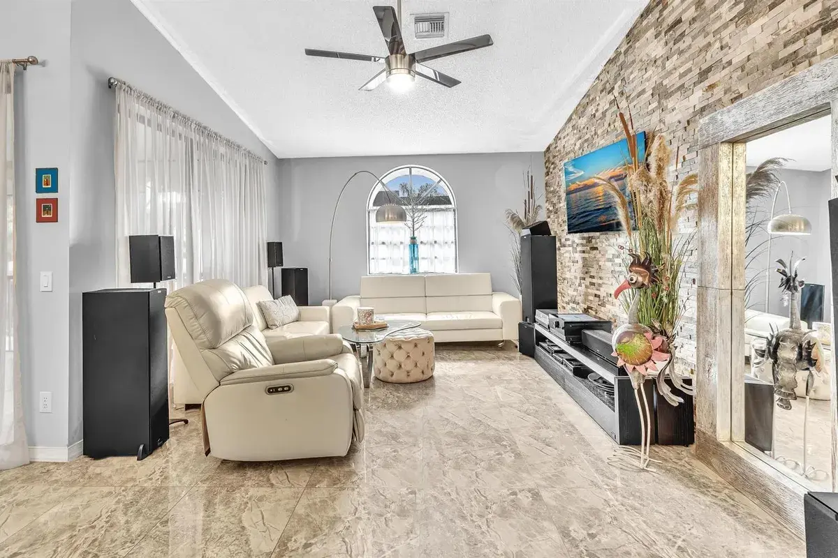 5395 Firenze Drive # O, Boynton Beach FL 33437