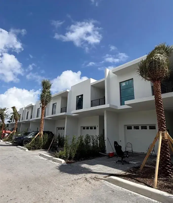 2511 Pierce Street # 3, Hollywood FL 33020