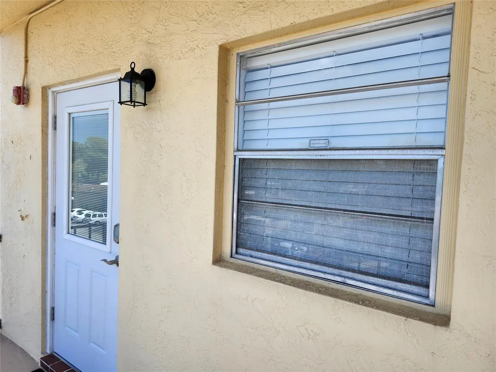 301 Cambridge Road # 301, Hollywood FL 33024