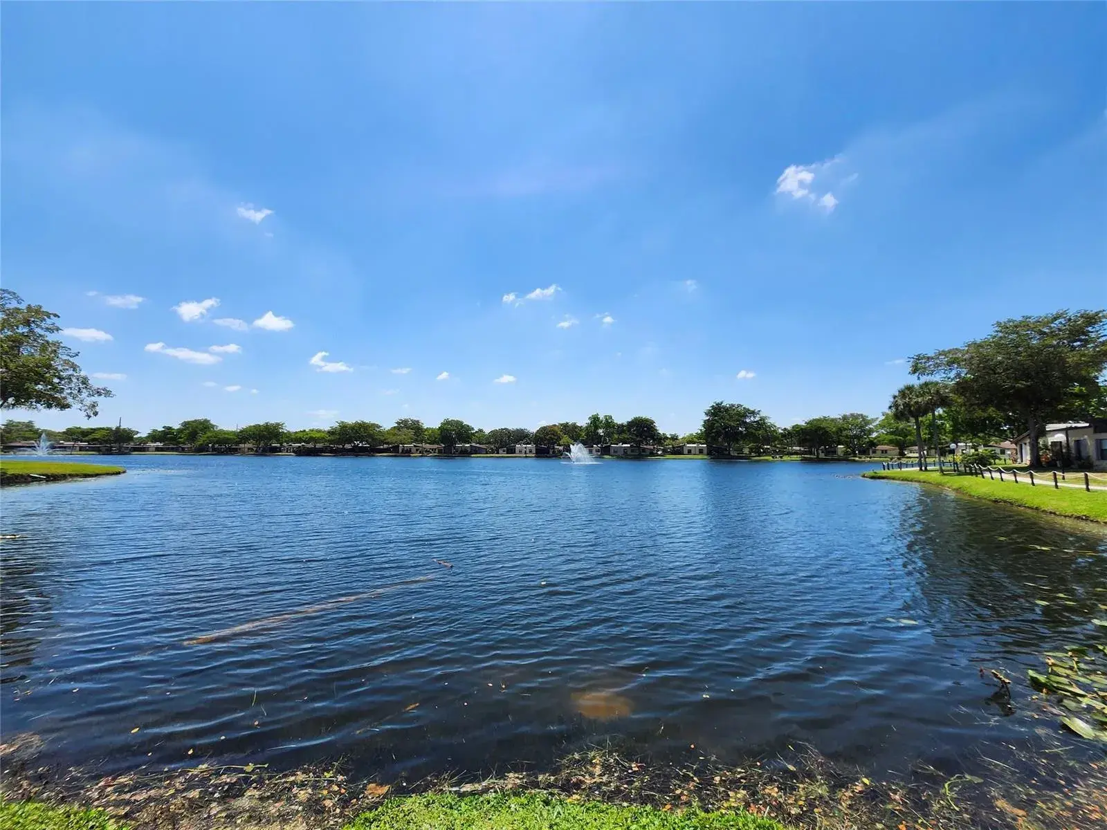 301 Cambridge Road # 301, Hollywood FL 33024