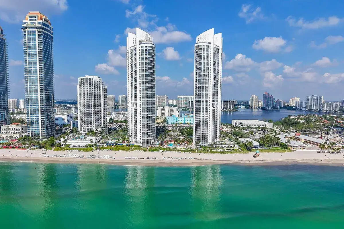 18201 Collins Avenue # 3301a, Sunny Isles Beach FL 33160