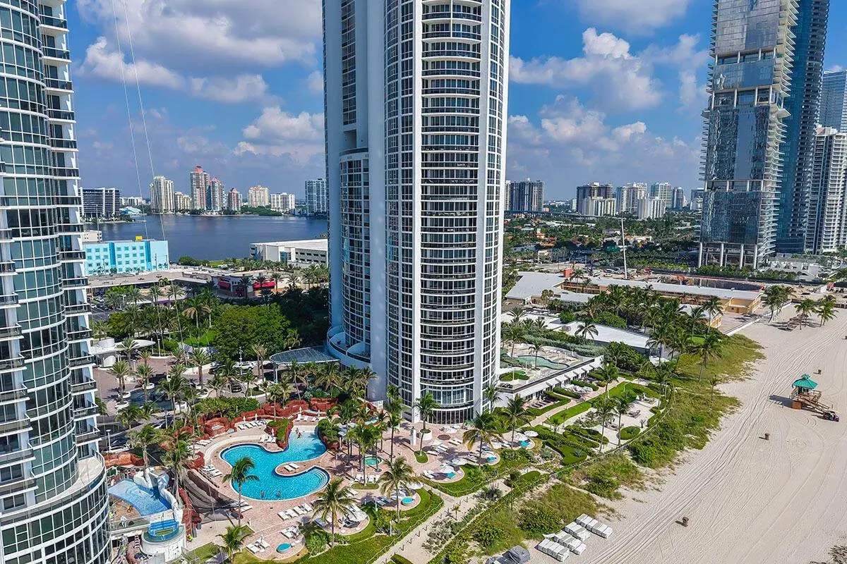 18201 Collins Avenue # 3301a, Sunny Isles Beach FL 33160