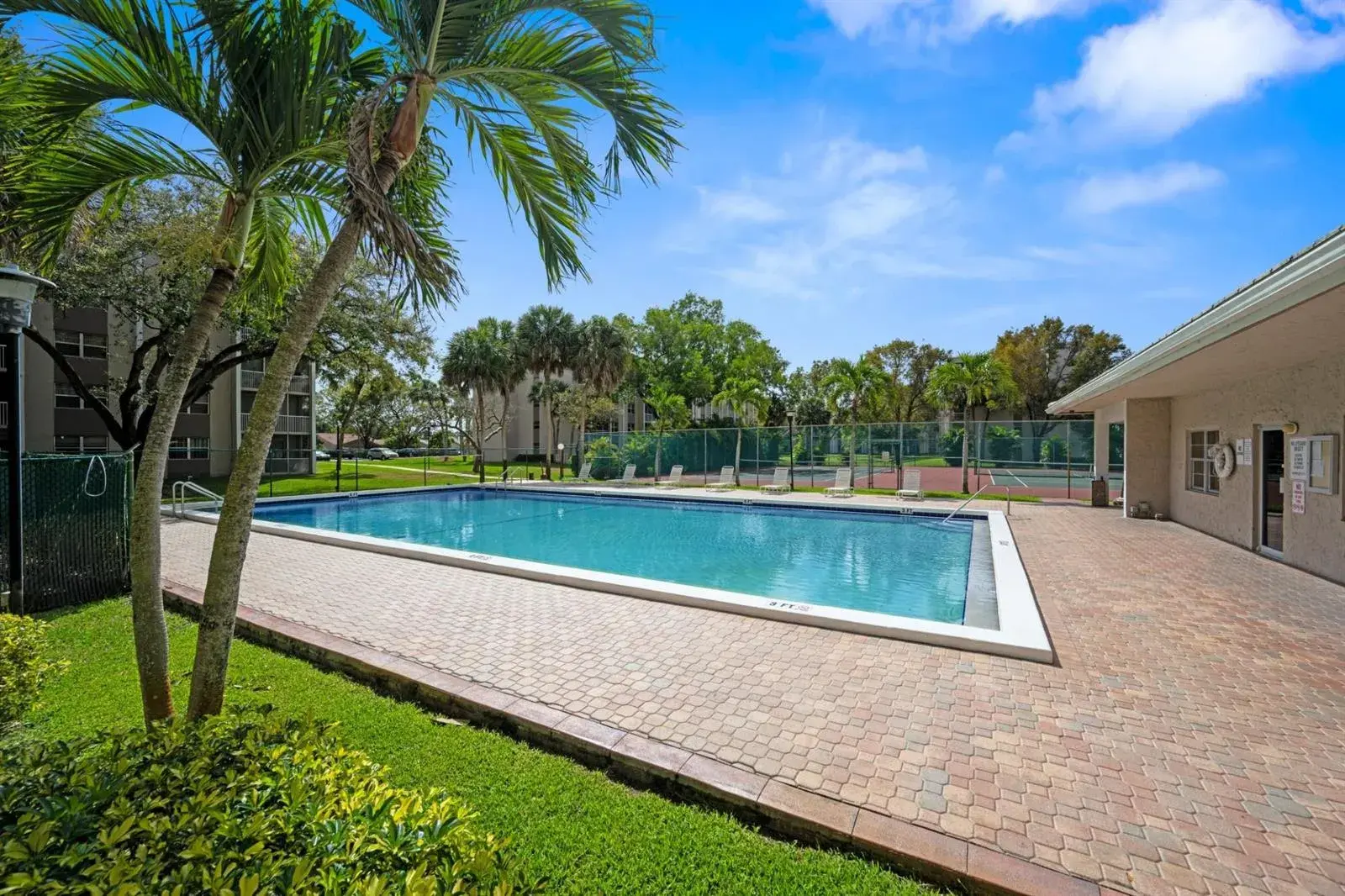 8735 Ramblewood Drive # 409, Coral Springs FL 33071