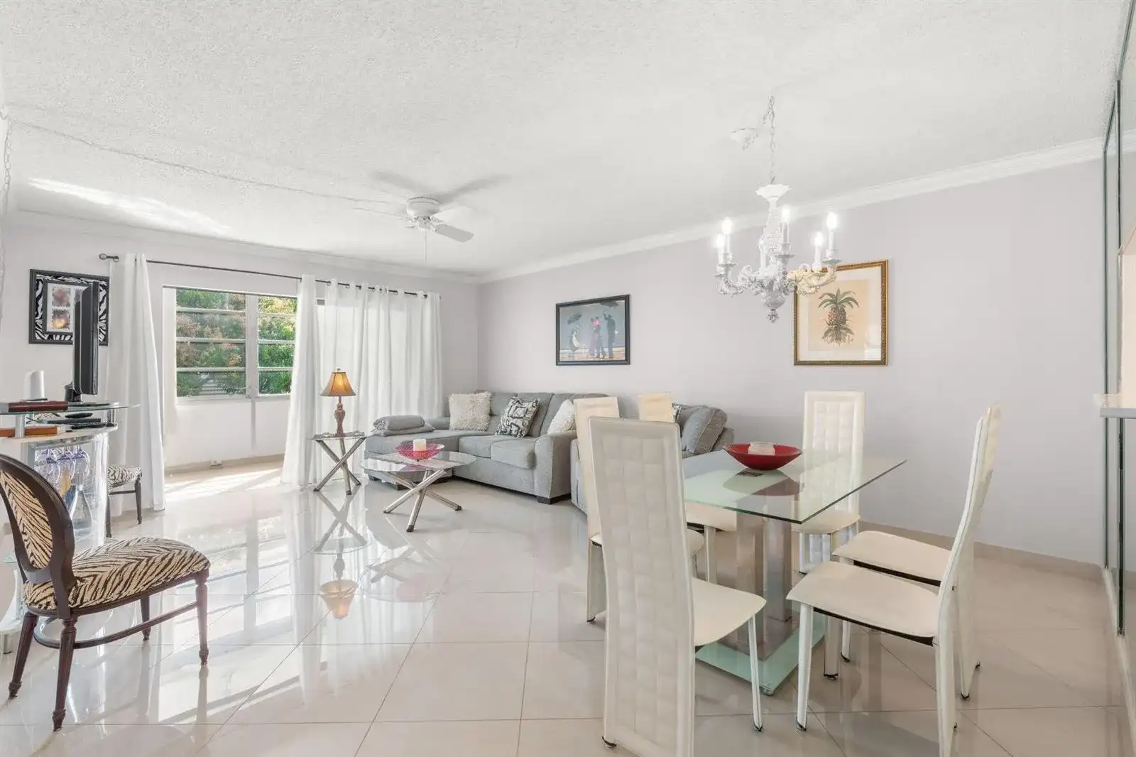 4191 NW 41st Street # 214, Lauderdale Lakes FL 33319
