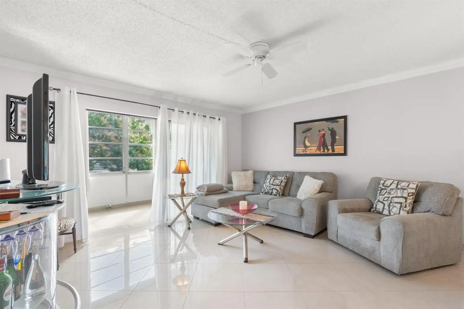 4191 NW 41st Street # 214, Lauderdale Lakes FL 33319 photo 2