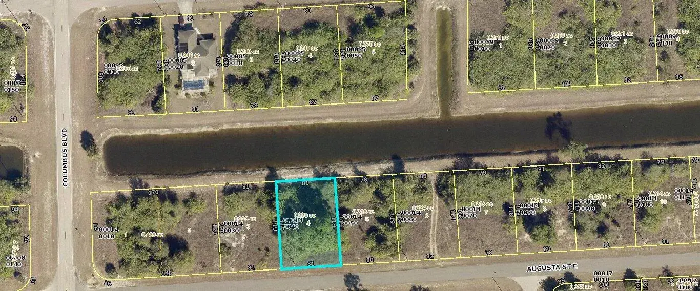 1207 Augusta Street E, Lehigh Acres FL 33974